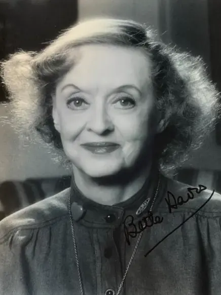 Bette Davis — Bette Davis signed photo