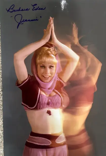 Barbara Eden — Barbara Eden signed photo 10x15